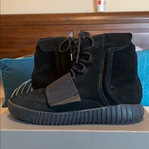 Authentic Yezzy Boost 750